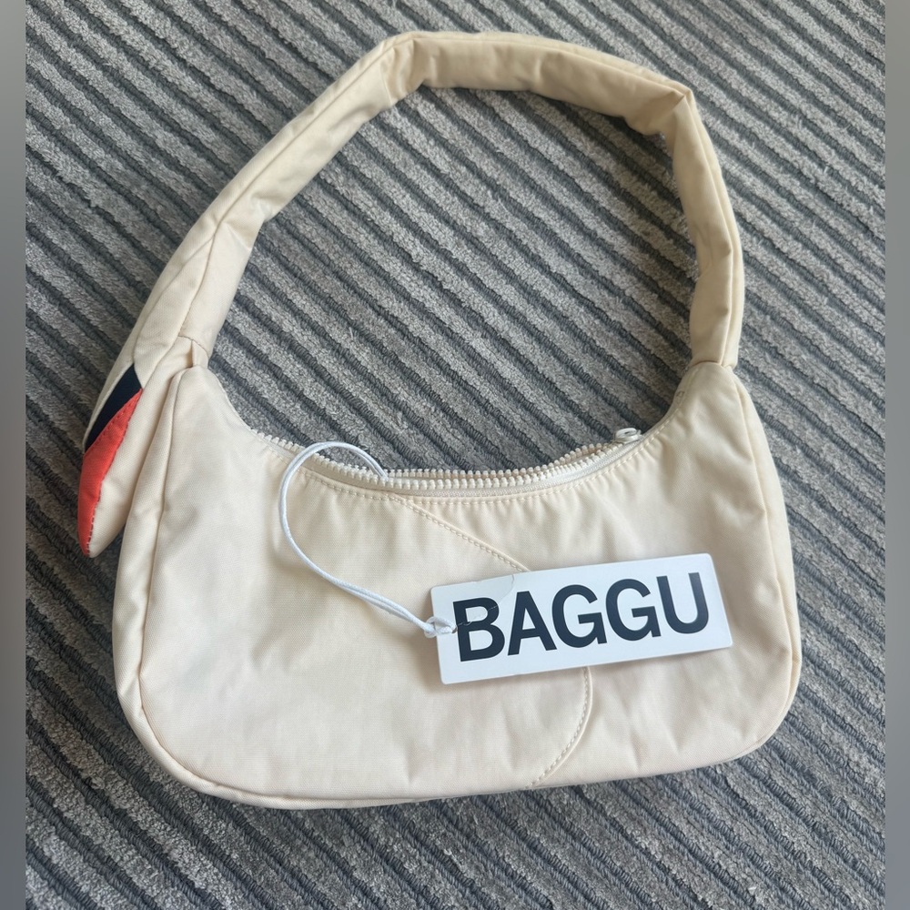 Baggu Swan Bag White Nylon Shoulder Bag - New With Tags